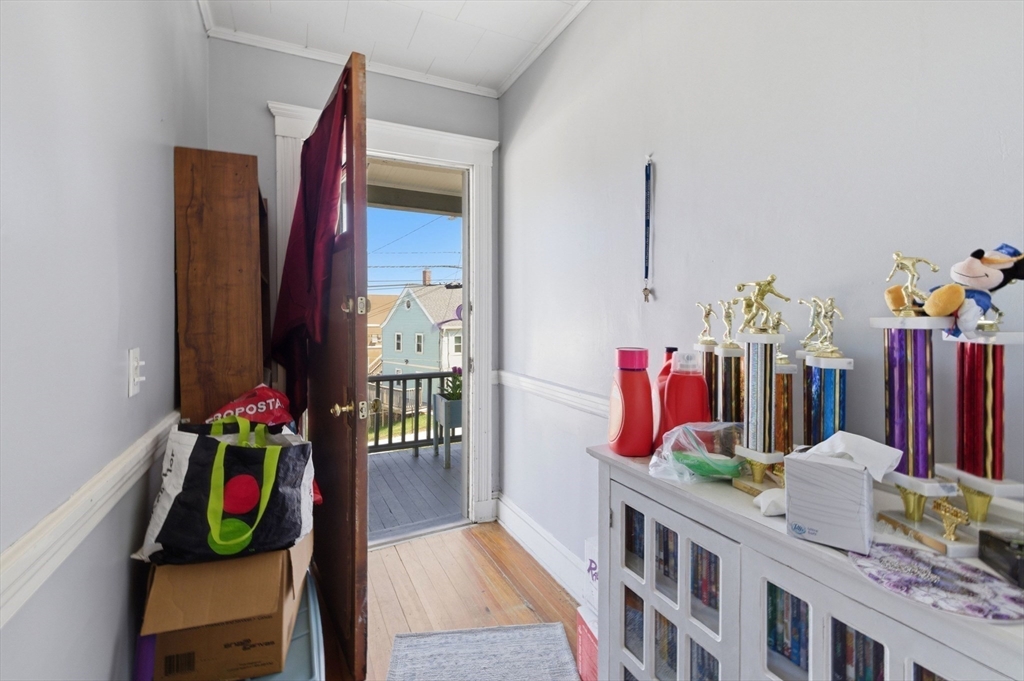 71 Houghton St