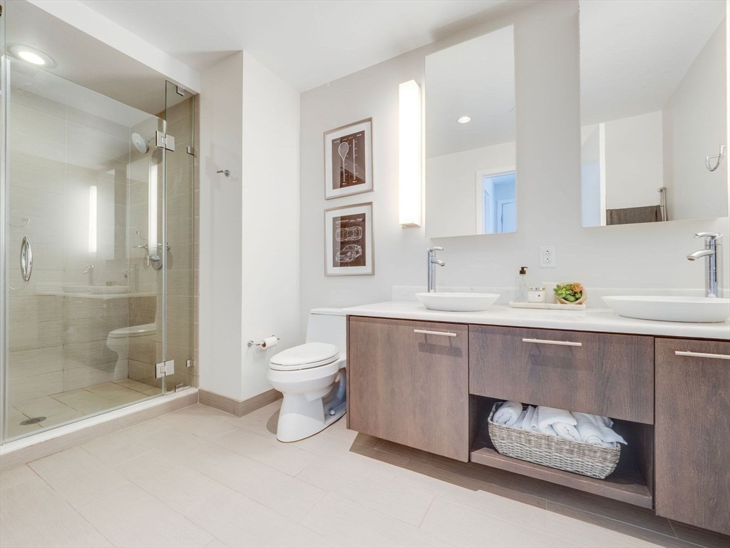 110 Stuart Street # 27C