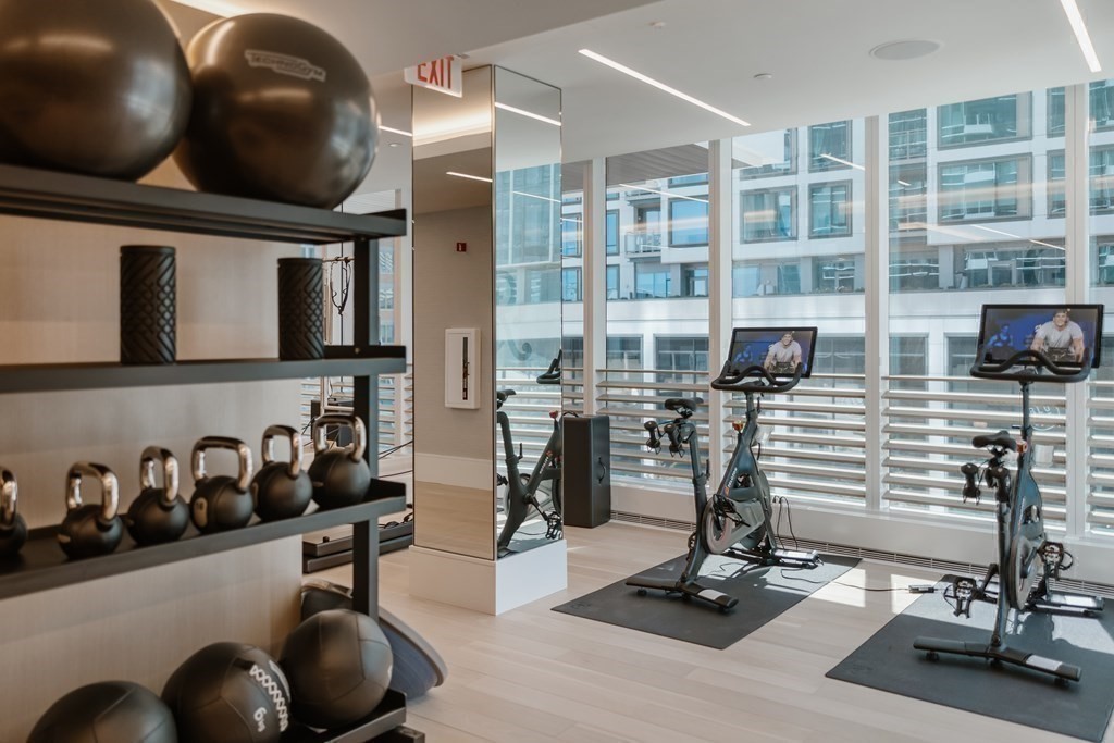 150 Seaport Blvd # 17A