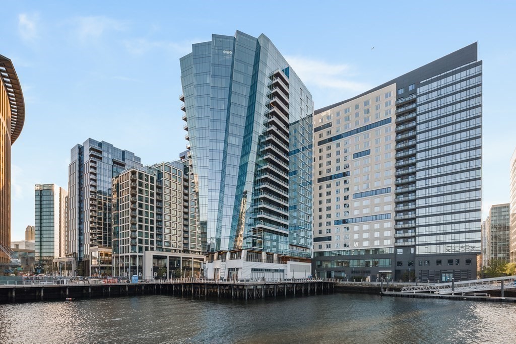 150 Seaport Blvd # 17A