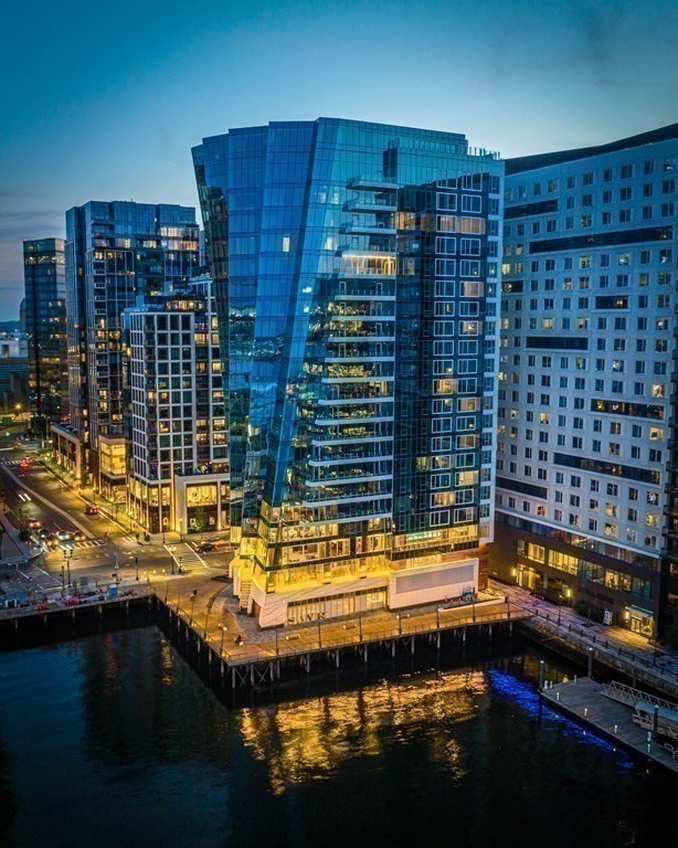 150 Seaport Blvd # 17A