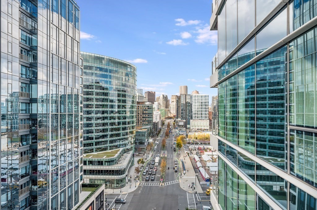 150 Seaport Blvd # 17A