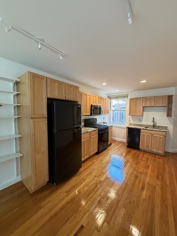 19 Revere Street # 3