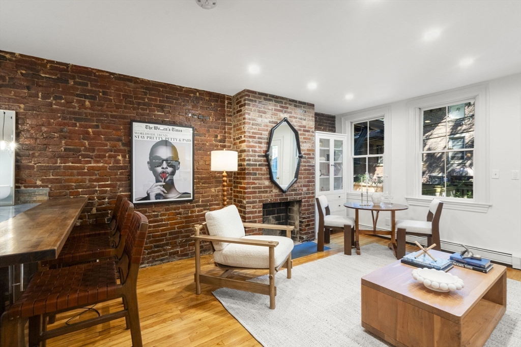 37 Appleton Street # 1