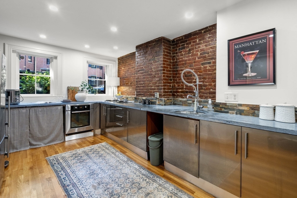 37 Appleton Street # 1