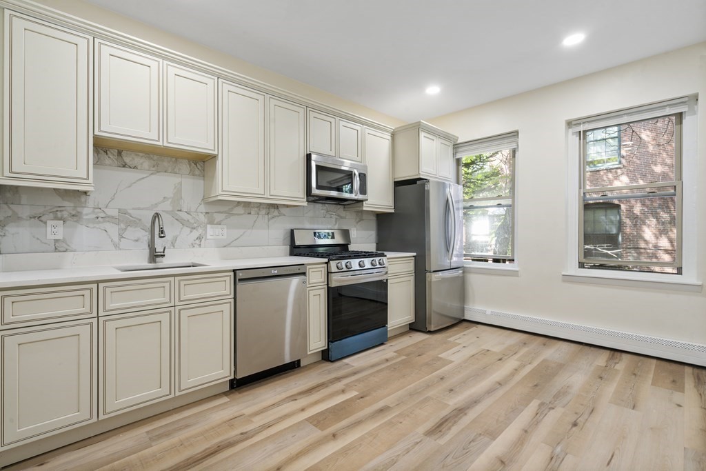 122 Union Park Street # 2