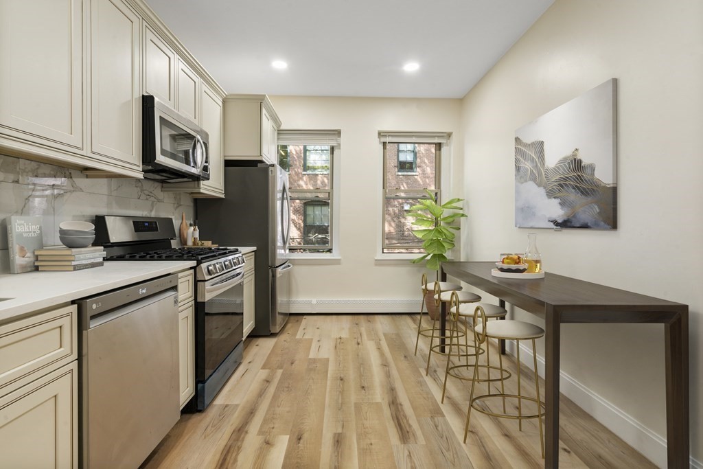 122 Union Park Street # 2