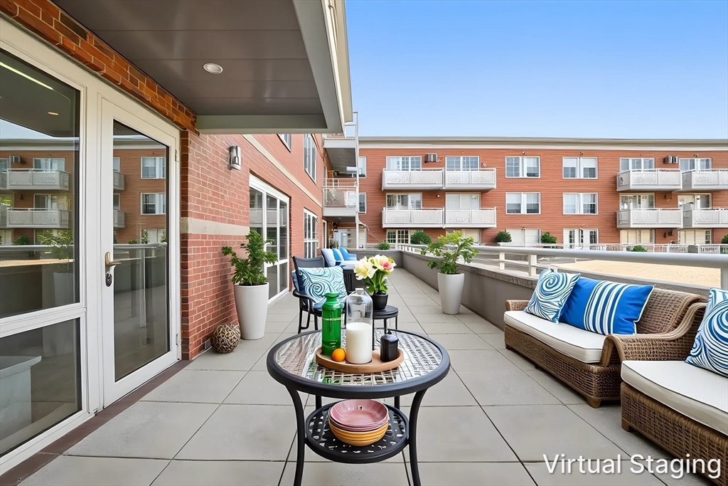 2-1/2 Battery Wharf # 2304