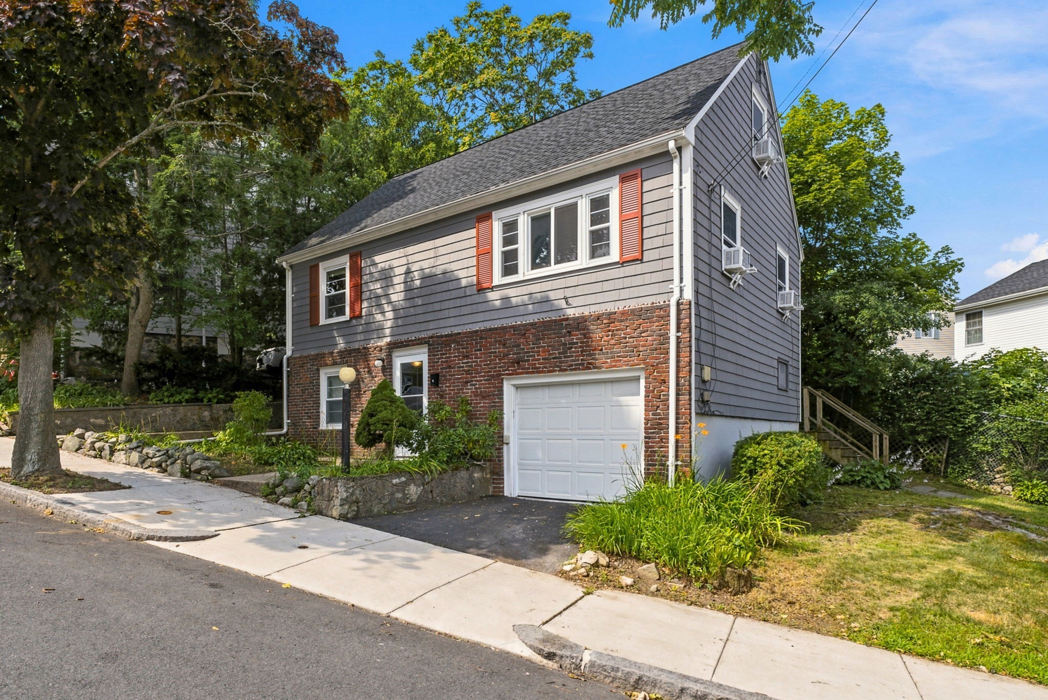 28 Preston St