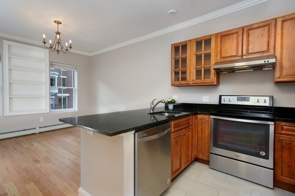 205 W Springfield St # 2