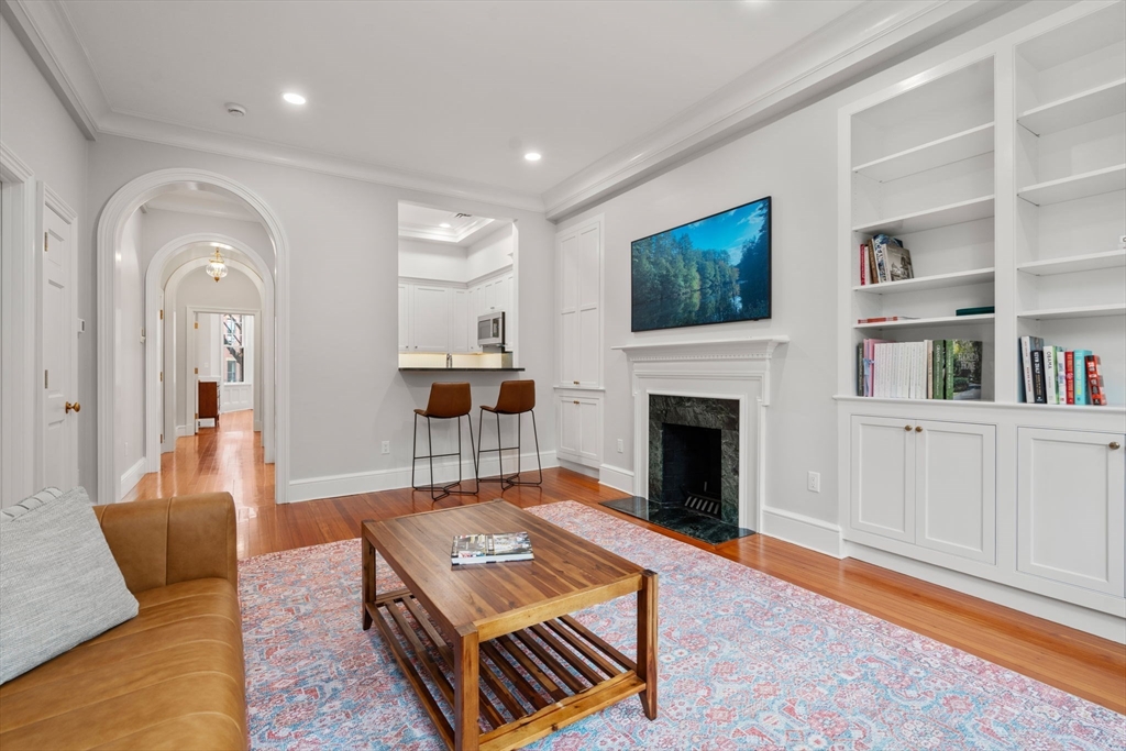 216 Commonwealth Avenue # 3