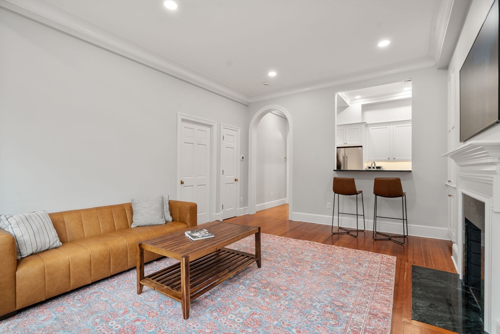 216 Commonwealth Avenue # 3