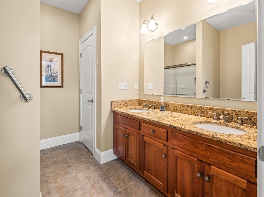 8 Walden Way # 8