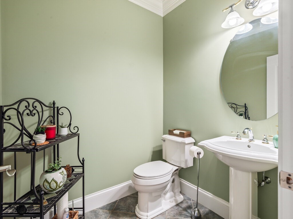 8 Walden Way # 8