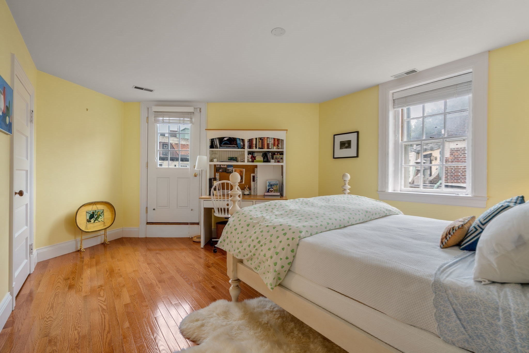 1 West Hill Place