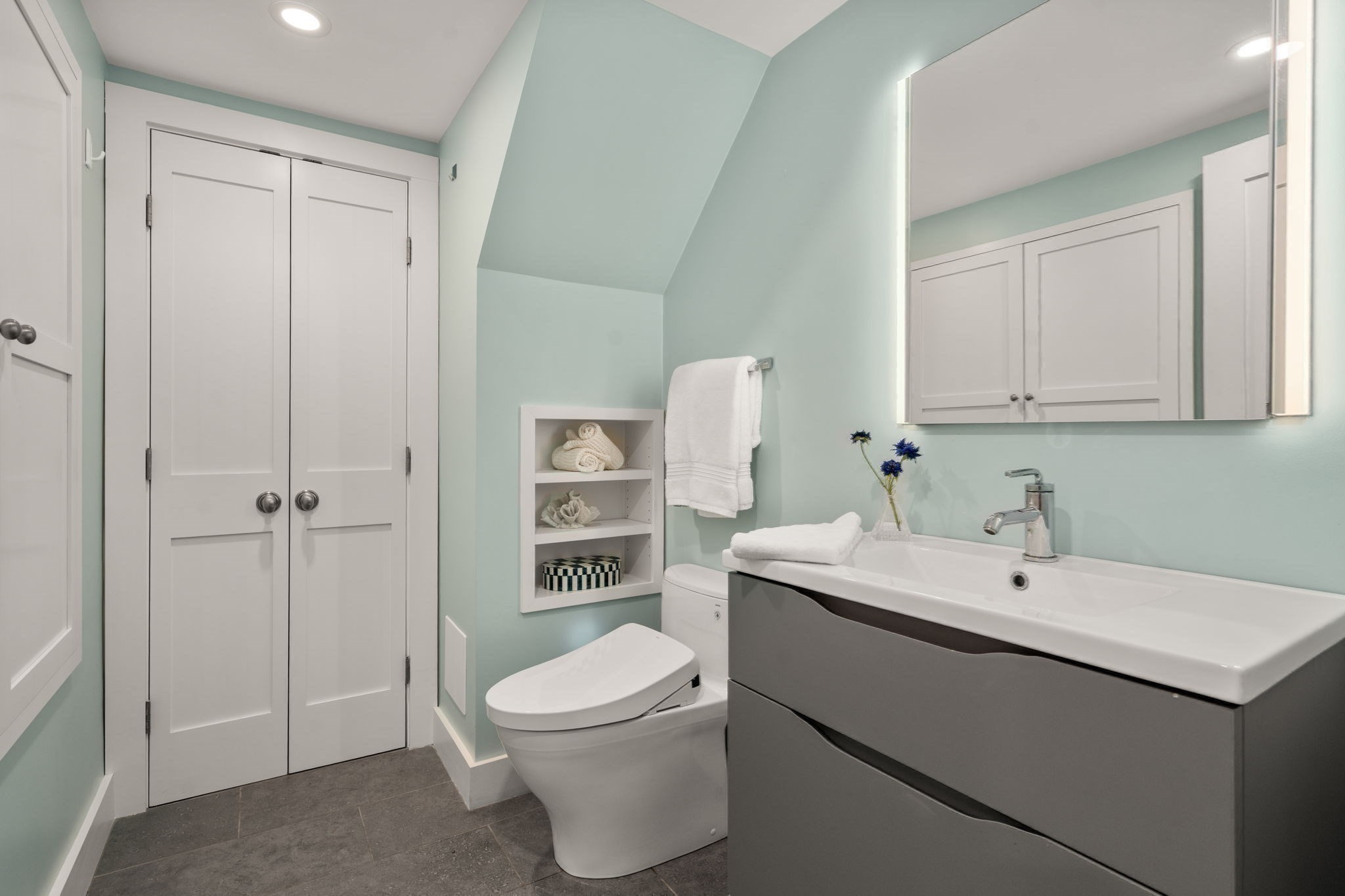 43 Rutland Square # 1