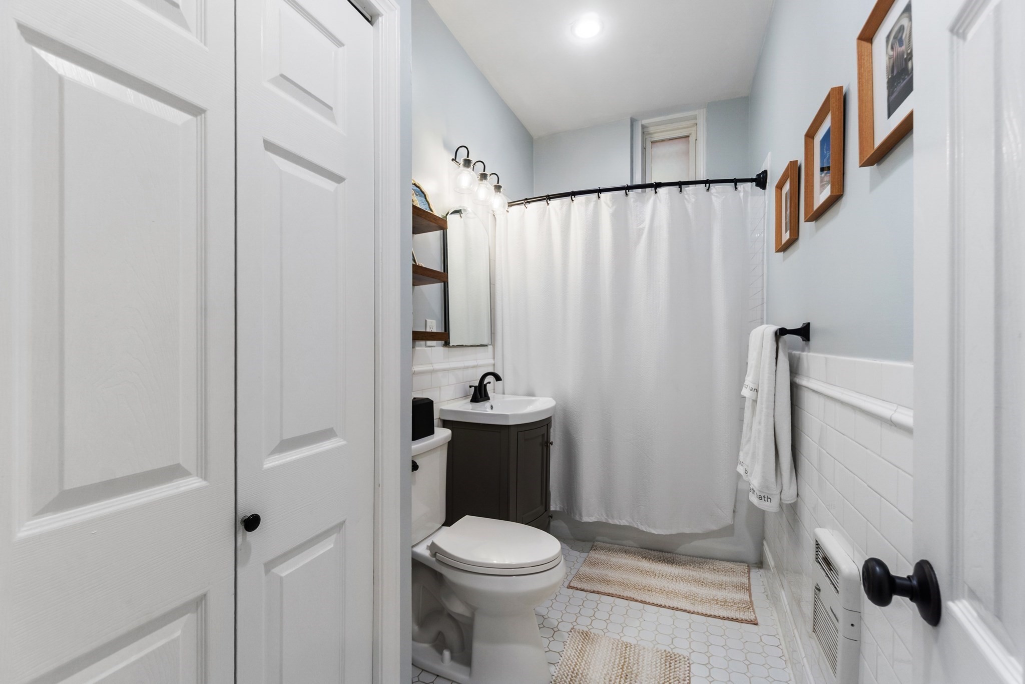 135 Marlborough # 2
