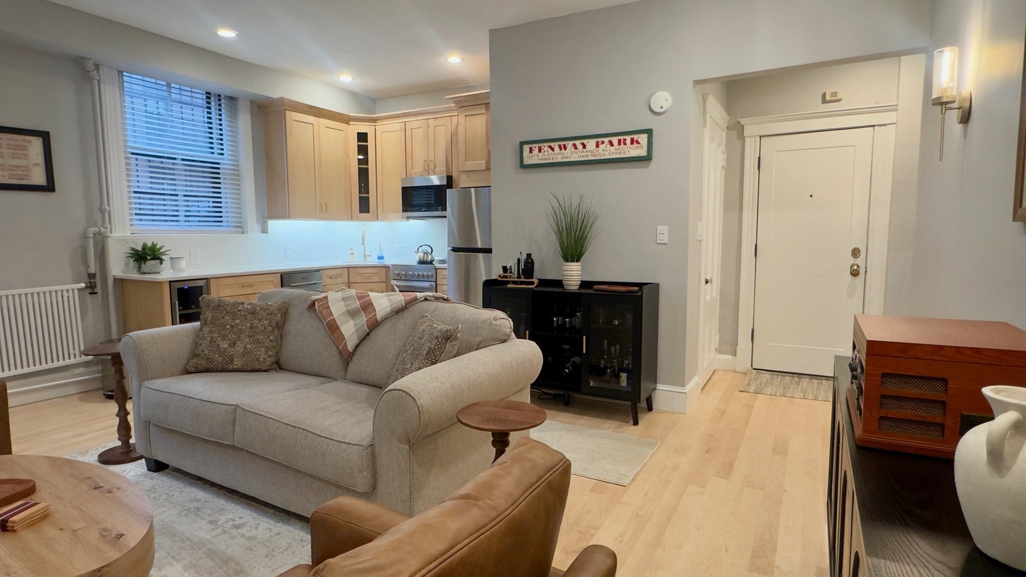 135 Marlborough # 2