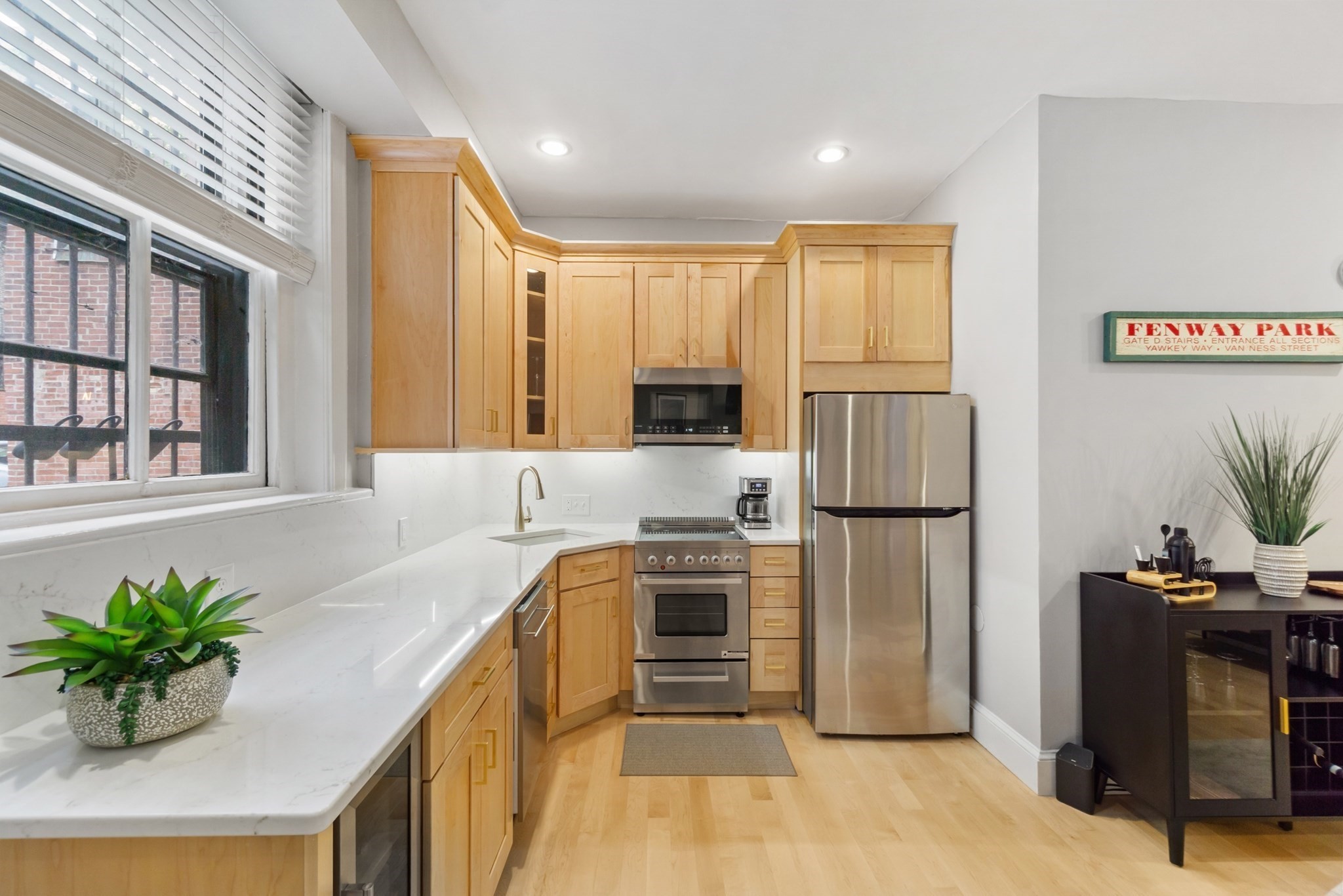 135 Marlborough # 2