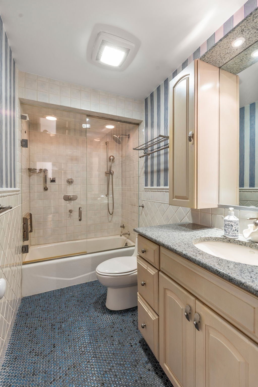 197 Commonwealth Avenue # 3