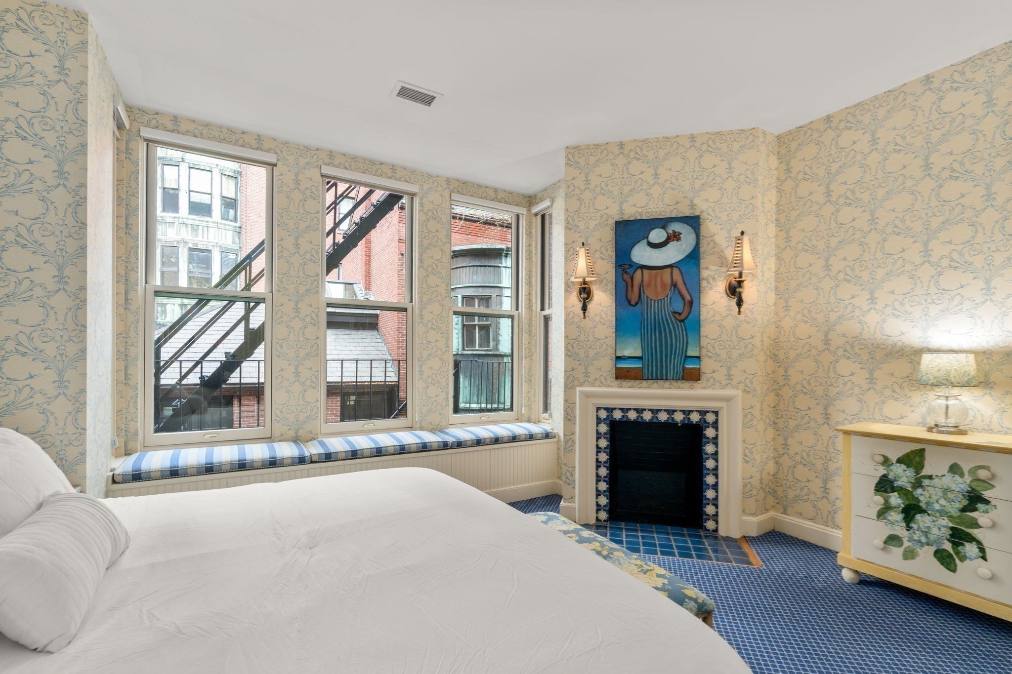 197 Commonwealth Avenue # 3