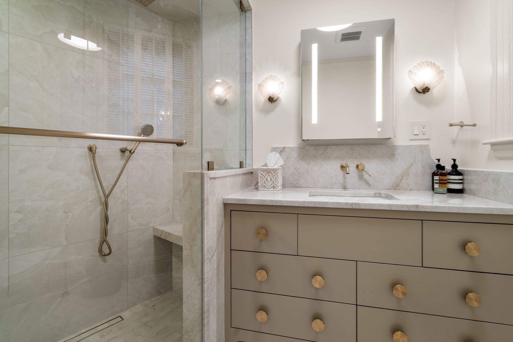 4 West Hill Place # 4
