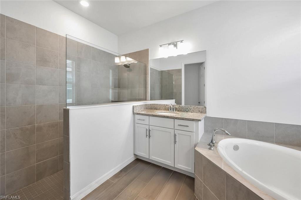 43240 Boardwalk LOOP