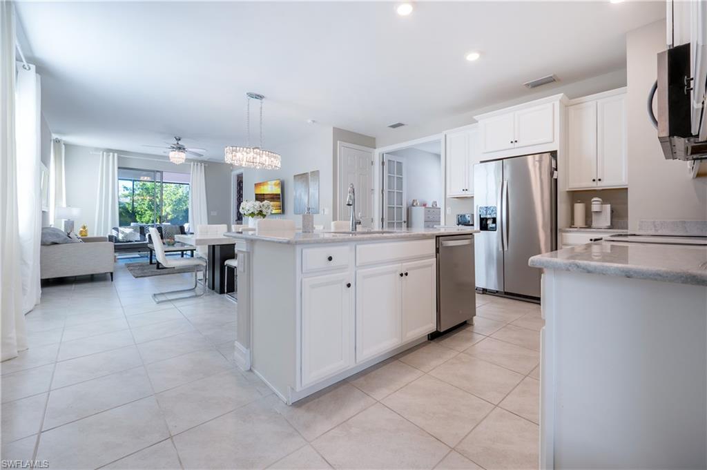 28483 Captiva Shell LOOP
