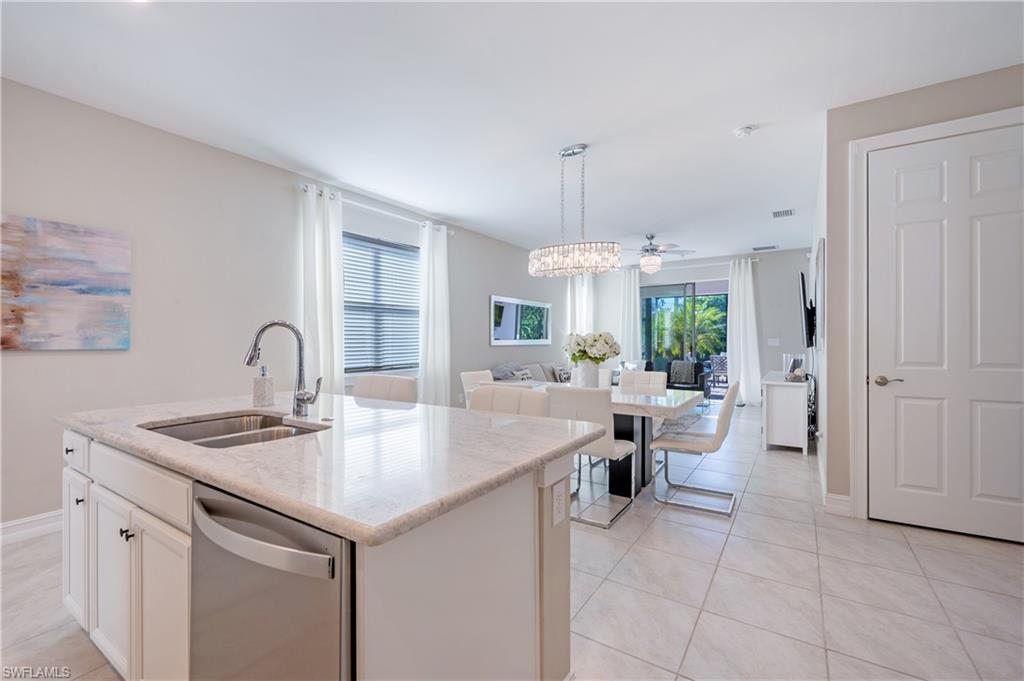 28483 Captiva Shell LOOP
