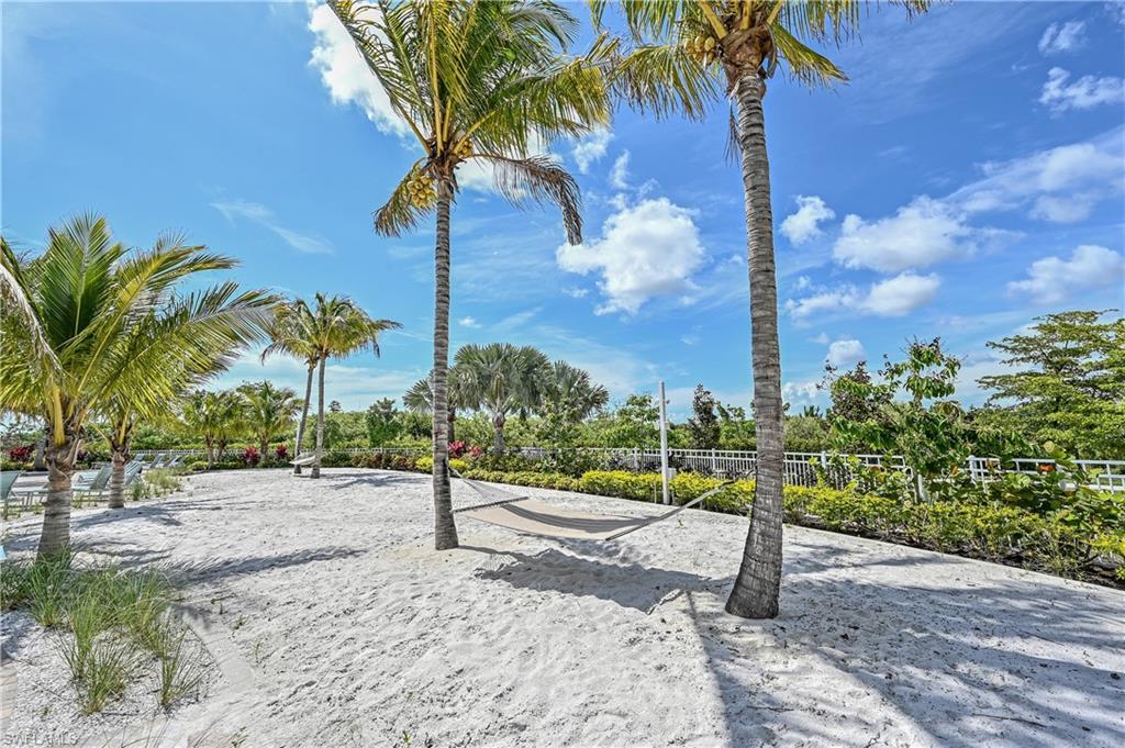 28483 Captiva Shell LOOP