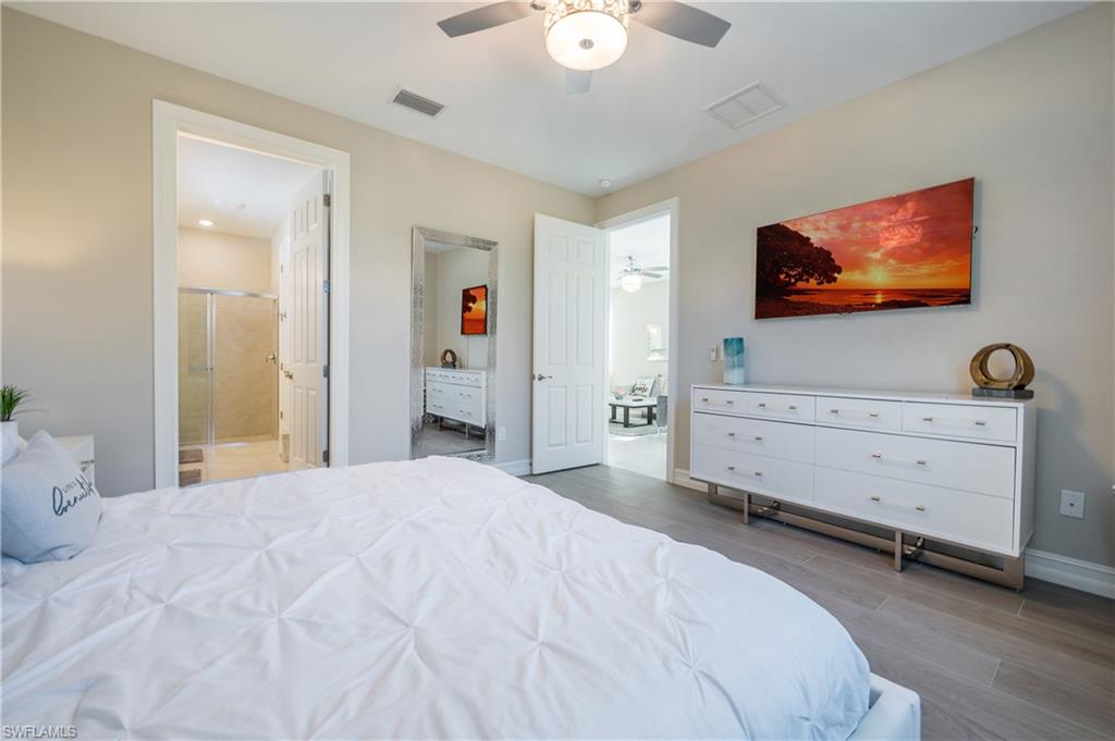 28483 Captiva Shell LOOP