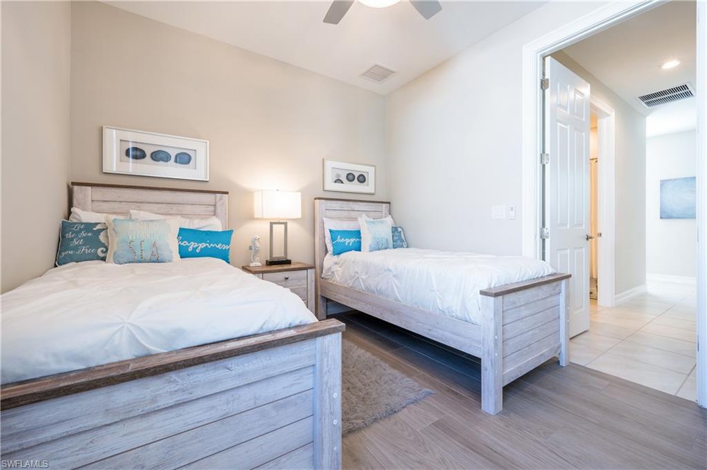 28483 Captiva Shell LOOP