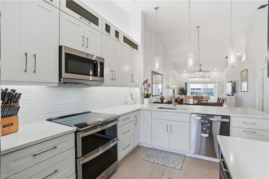 2386 Magnolia AVE 7816