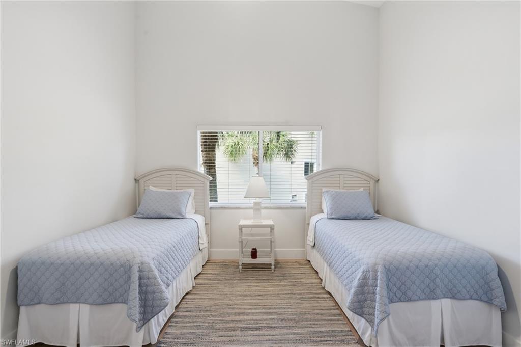 2386 Magnolia AVE 7816