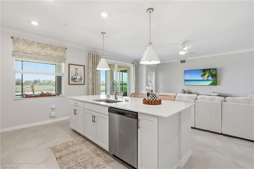 43258 Water Bird WAY 6011