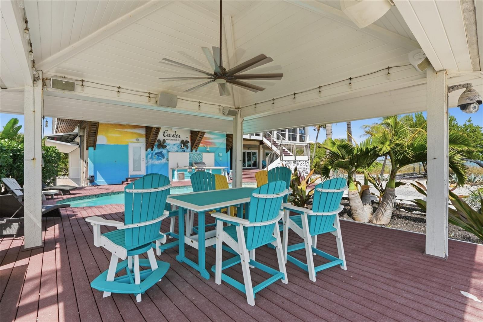 211 KINGFISHER DR