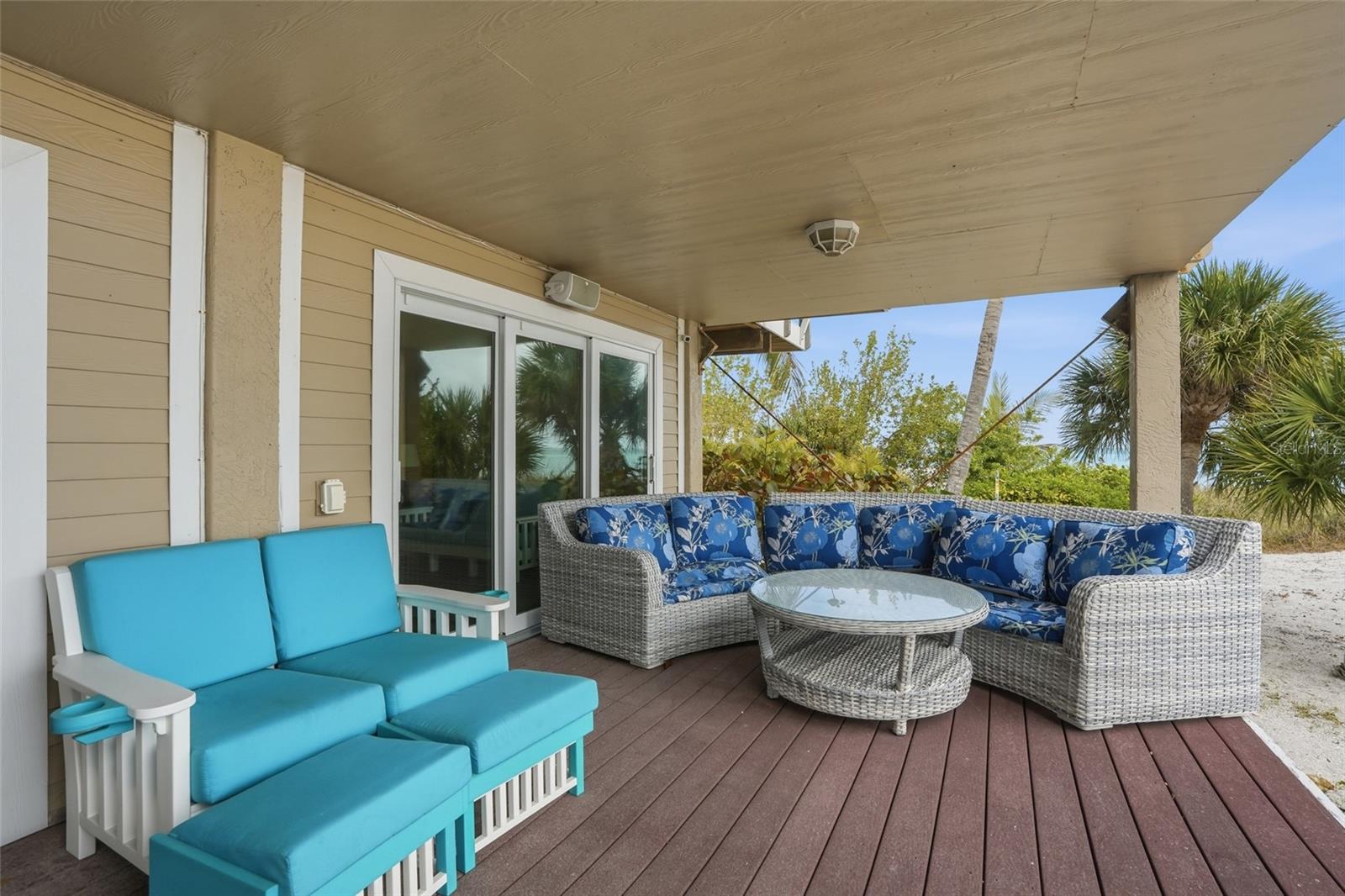 211 KINGFISHER DR