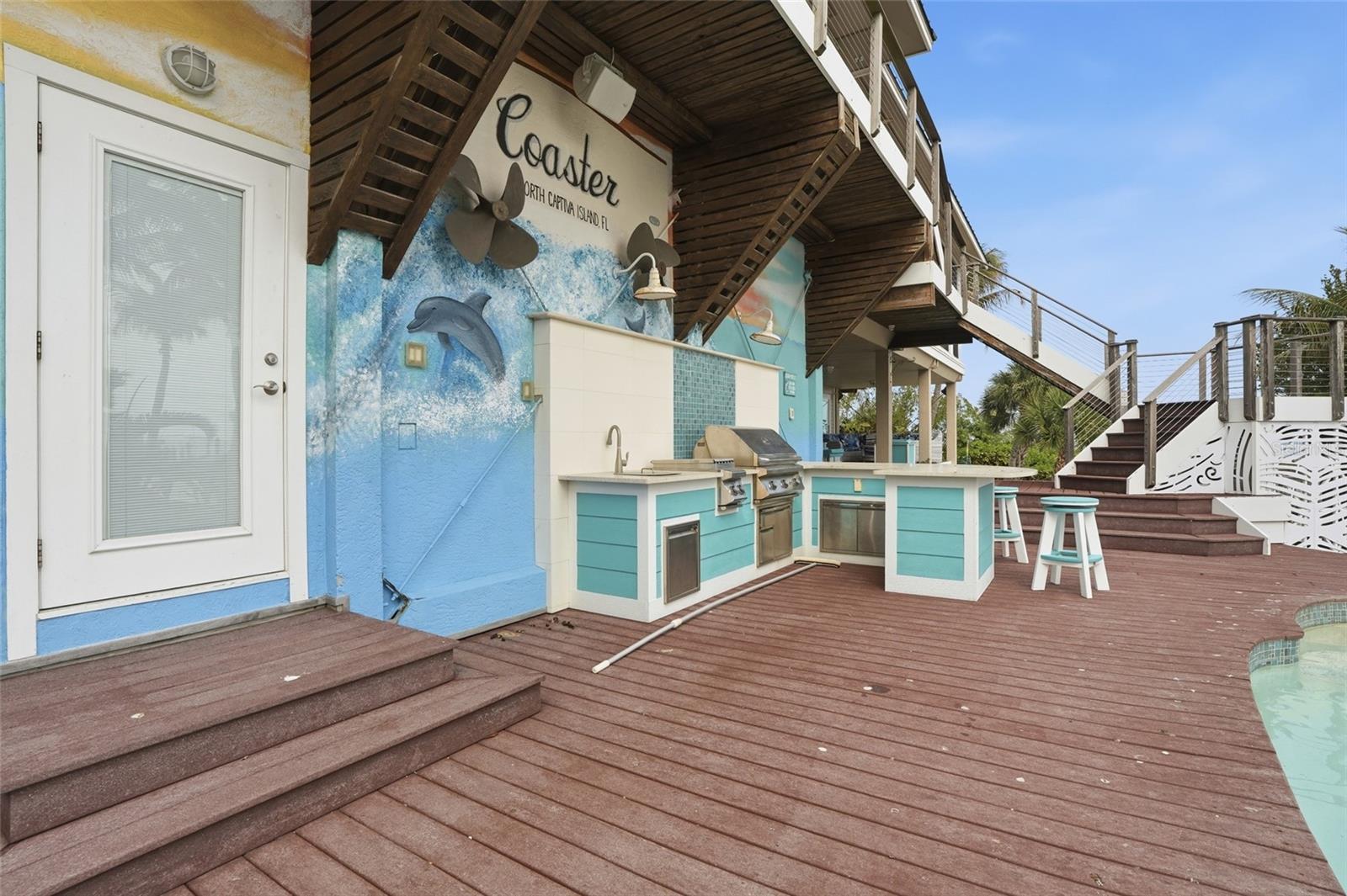 211 KINGFISHER DR