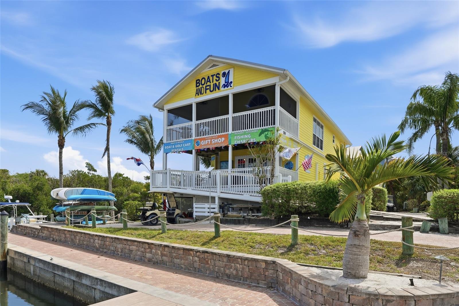 211 KINGFISHER DR