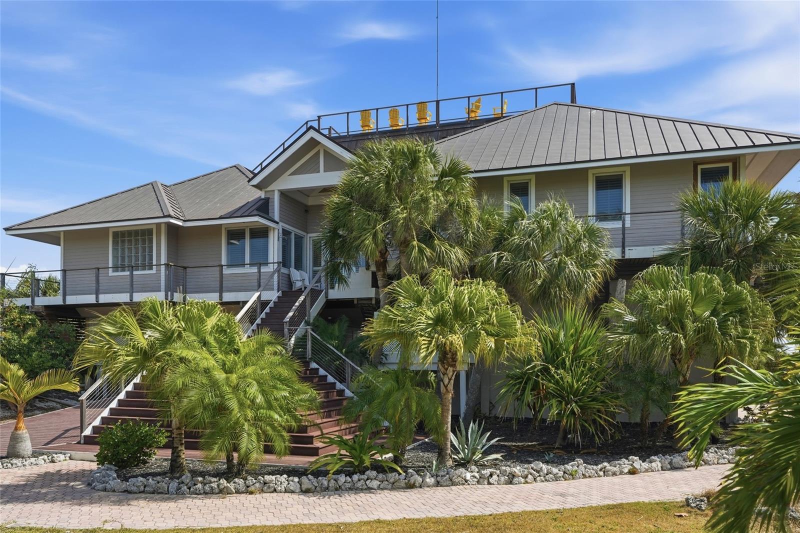211 KINGFISHER DR
