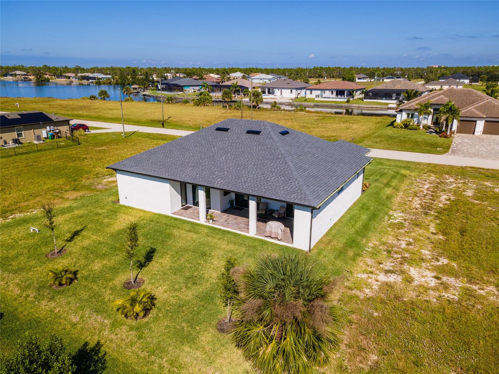 4126 NW 39TH ST