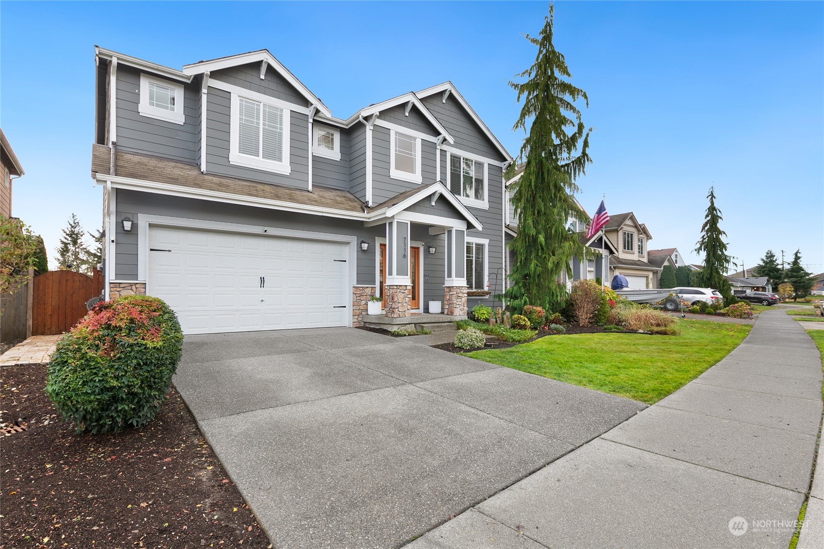 7116 39th Place NE