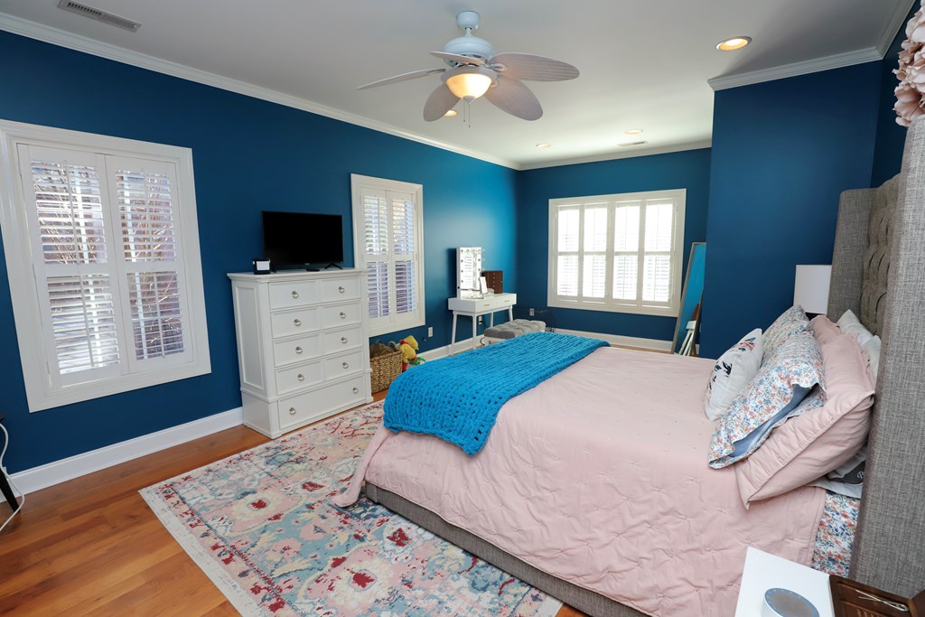 1980 Harborview Drive