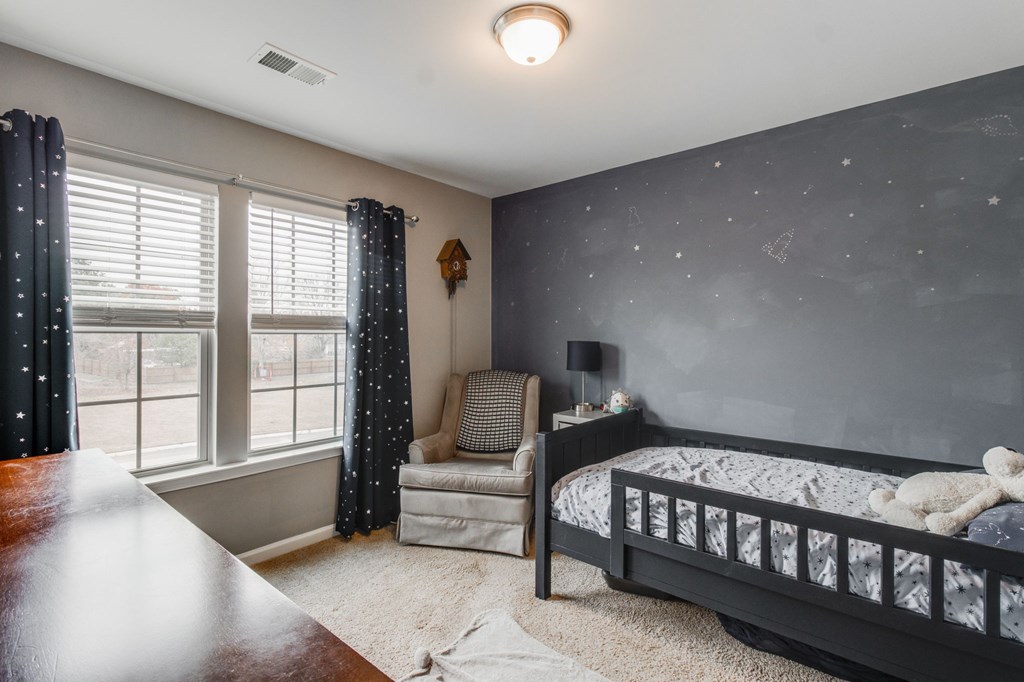 21 VINTAGE OAK COURT