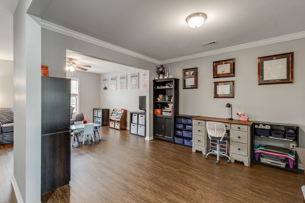 21 VINTAGE OAK COURT