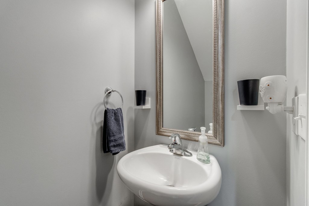 21 VINTAGE OAK COURT