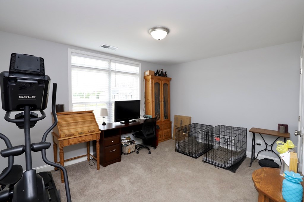 4105 QUEEN CHAPEL RD