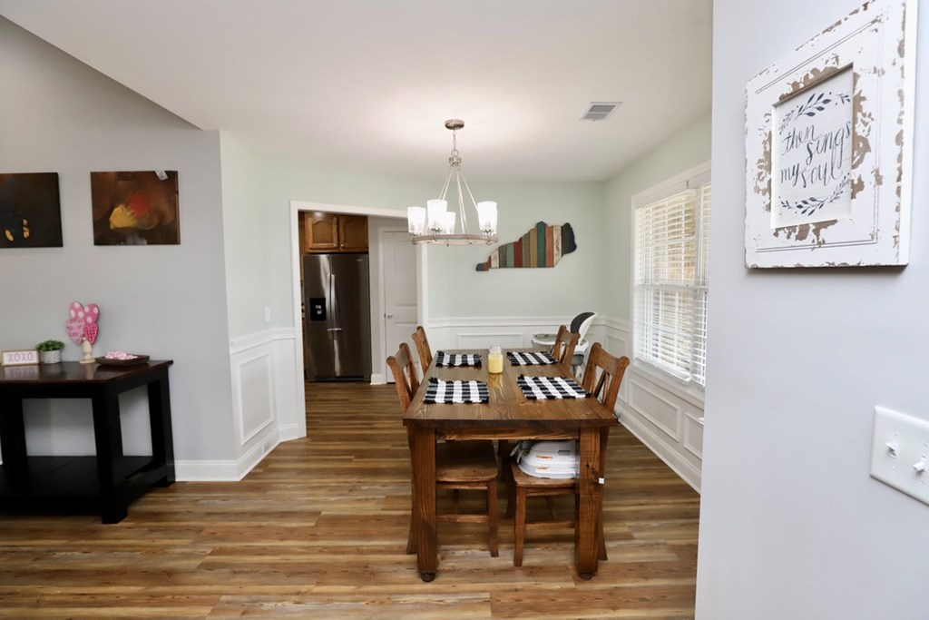 4105 QUEEN CHAPEL RD