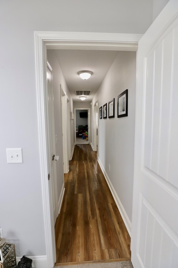 4105 QUEEN CHAPEL RD