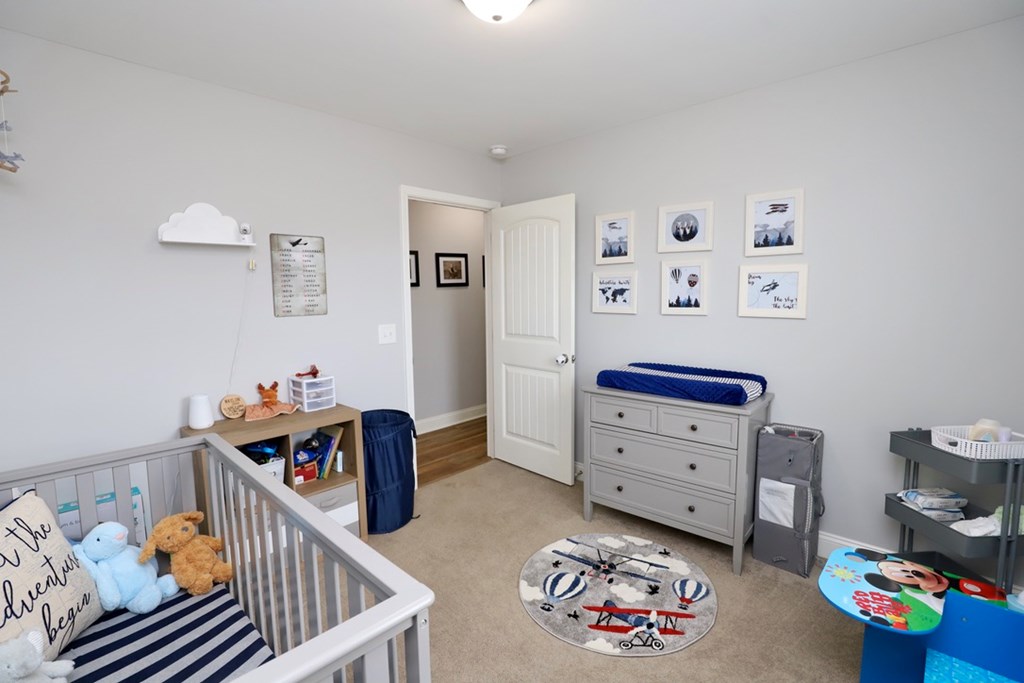 4105 QUEEN CHAPEL RD